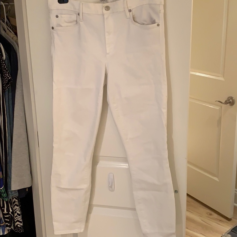 Gap skinny white jeans size 31L